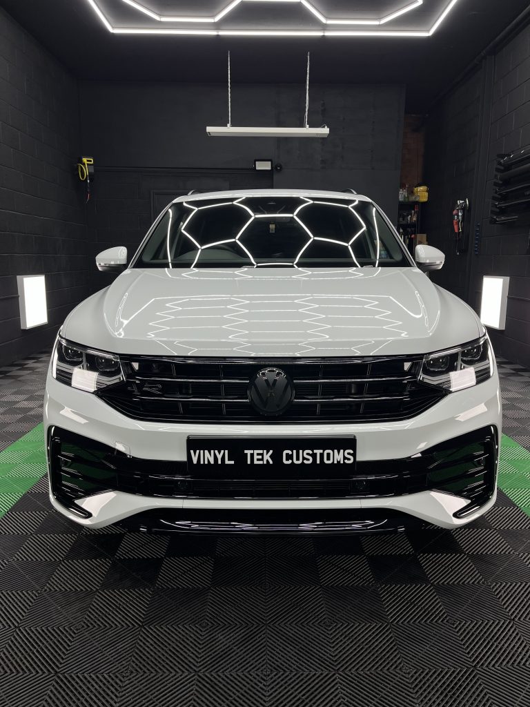 Vinyl Tek | De Chrome